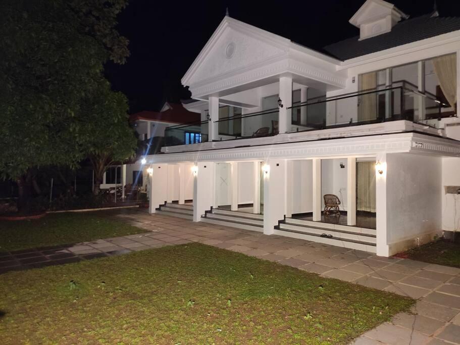 Riveria Portico Villa North Paravur Luaran gambar